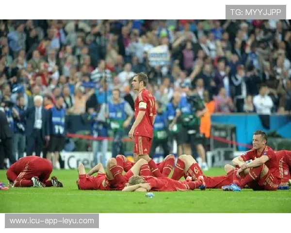 逆境中的“铁血精神”——欧冠最坚韧的防线揭秘，欧冠最精彩